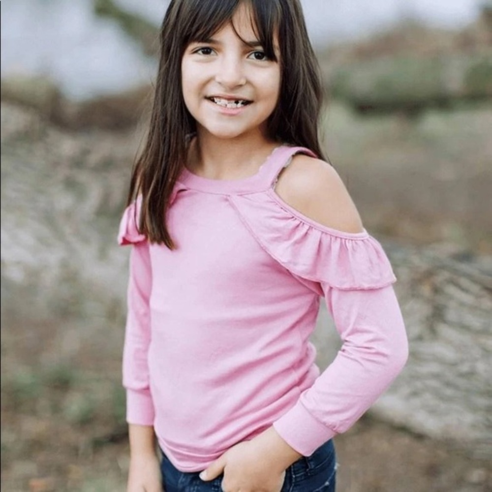 NWT Peyton Bre Cold Shoulder Long Sleeve Top